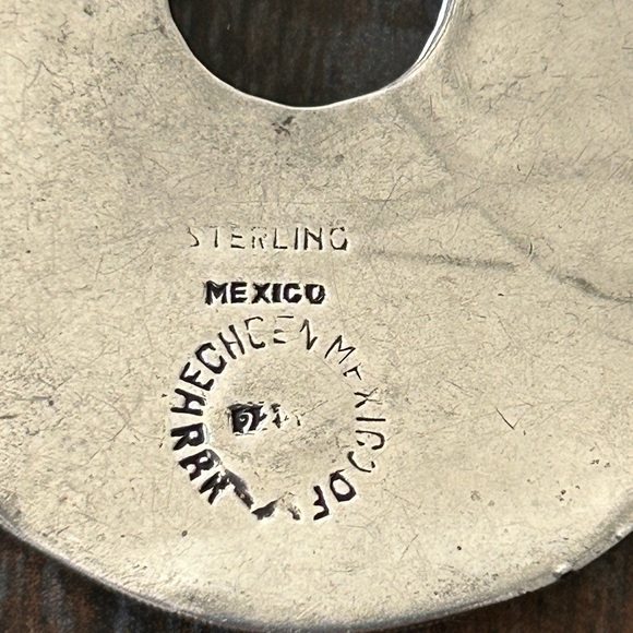 VNT Mexican sterling silver pendant/choker - Picture 16 of 17